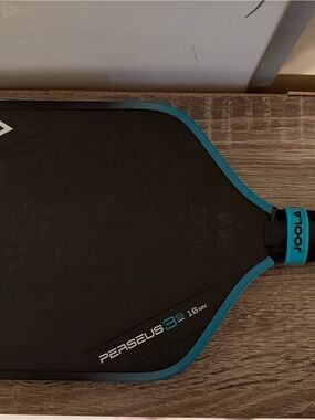 JOOLA Perseus 3S 16mm Black and Blue Pickleball Paddle